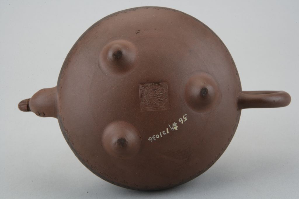 图片[5]-Dragon head three-legged pot with purple sand ribbon-China Archive